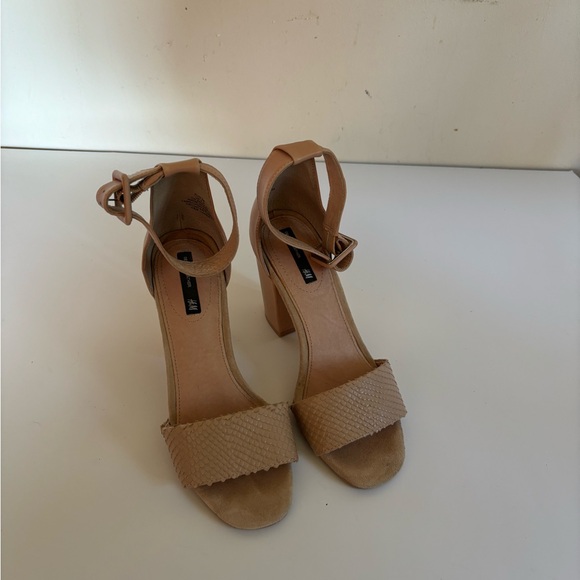 H&M Shoes - H&M blush leather sandals with 3 1/2 inch block heels and buckled straps Size 6